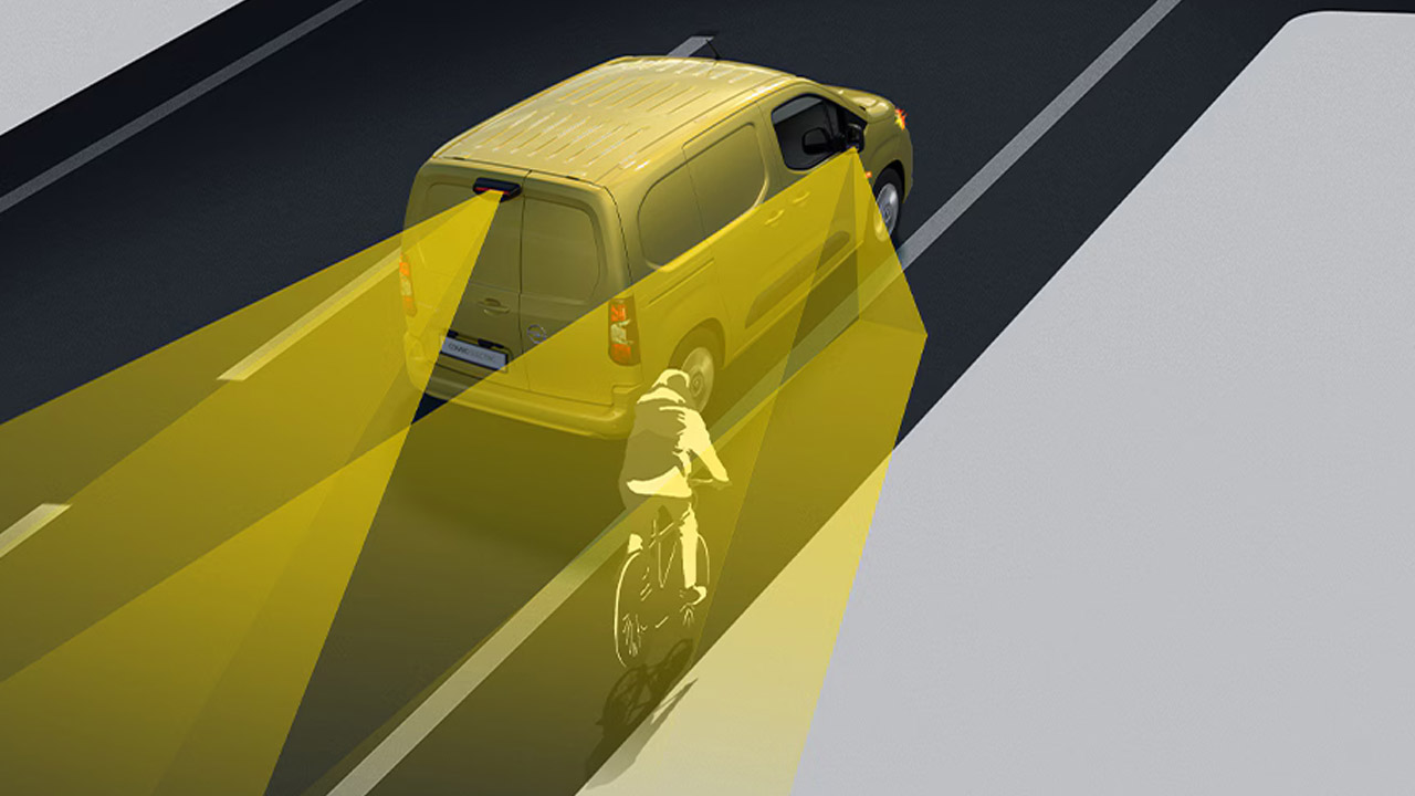 Opel Combo Van - Bezpečnosť - Dynamické priestorové videnie vzadu Opel Combo Van